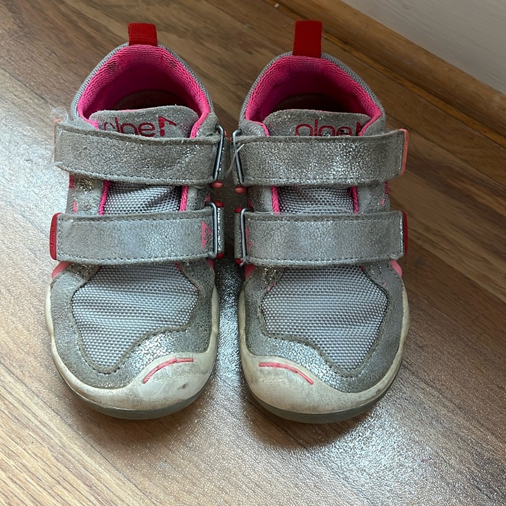Plae shoes US 8.5